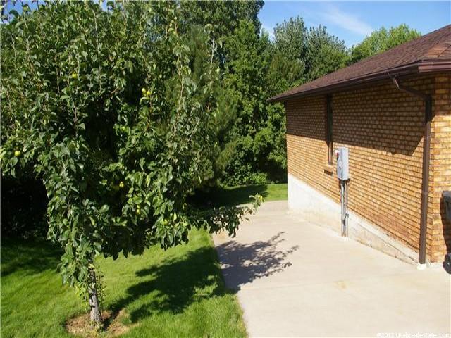 8051 S 2575 E, South Weber, UT 84405 — photo 10