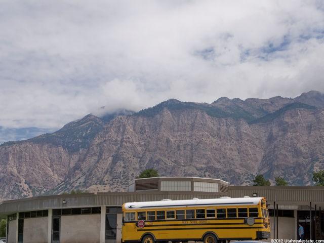 1047 Orchard Ave, Ogden, UT 84404 — photo 2