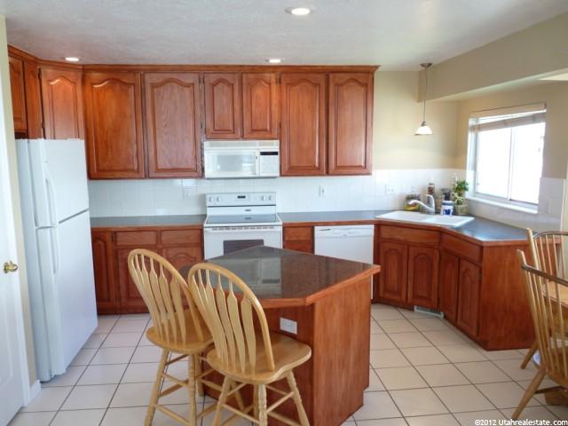 1785 E Gracey Ln S, Sandy, UT 84092 — photo 9