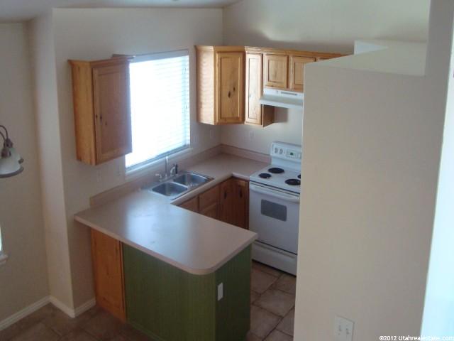 657 W 2025 N, Centerville, UT 84014 — photo 7