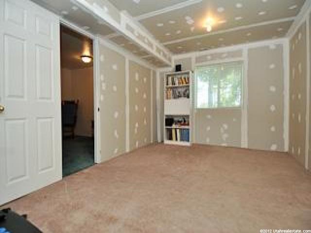 776 W 1800 N, Clinton, UT 84015 — photo 7