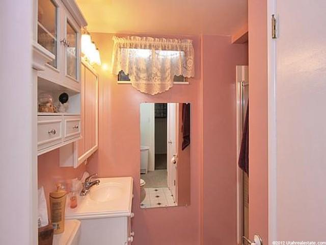 7308 Ramanee Dr, Midvale, UT 84047 — photo 9
