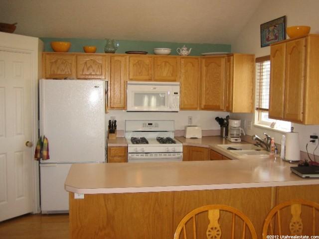 369 E 3550 N, North Ogden, UT 84414 — photo 2