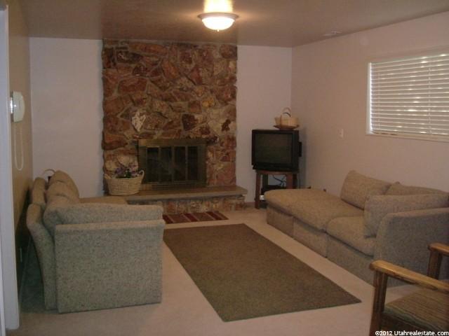 1881 S 850 E, Bountiful, UT 84010 — photo 7