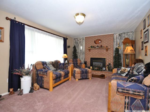 853 E South Weber Dr, South Weber, UT 84405 — photo 2