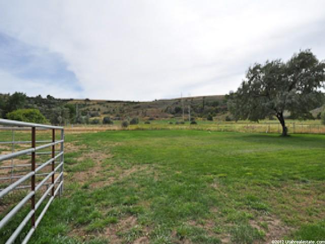 853 E South Weber Dr, South Weber, UT 84405 — photo 12