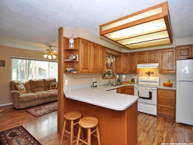 853 E South Weber Dr, South Weber, UT 84405 — photo 3