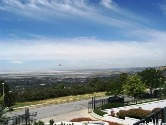 534 Temple View Dr #201, Bountiful, UT 84010 — photo 3