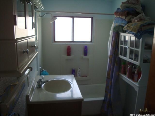 196 W 100 S, Gunnison, UT 84634 — photo 5