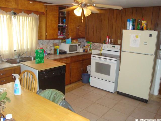 196 W 100 S, Gunnison, UT 84634 — photo 7