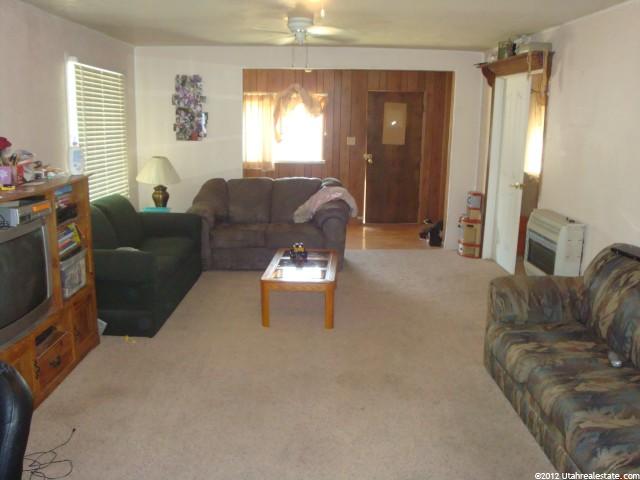 196 W 100 S, Gunnison, UT 84634 — photo 8