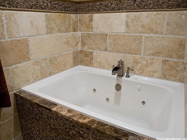 1401 Milne Ln, Midvale, UT 84047 — photo 10