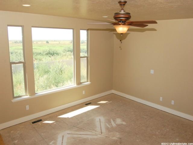 3535 Overlook Dr, Layton, UT 84041 — photo 5