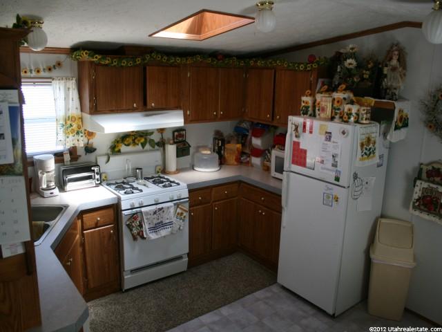 150 E 750 N #98, Vernal, UT 84078 — photo 2