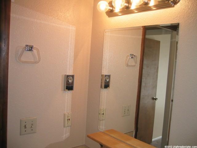 1055 N 200 W, Logan, UT 84341 — photo 9