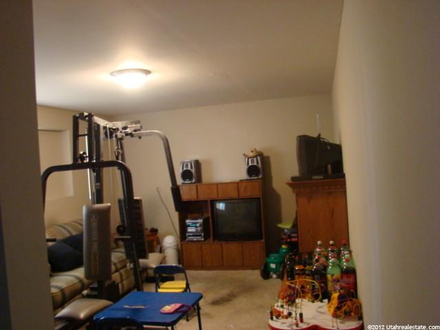 1399 Marilyn Dr, Syracuse, UT 84075 — photo 8