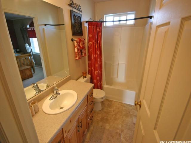 861 S Meadow, Logan, UT 84321 — photo 7