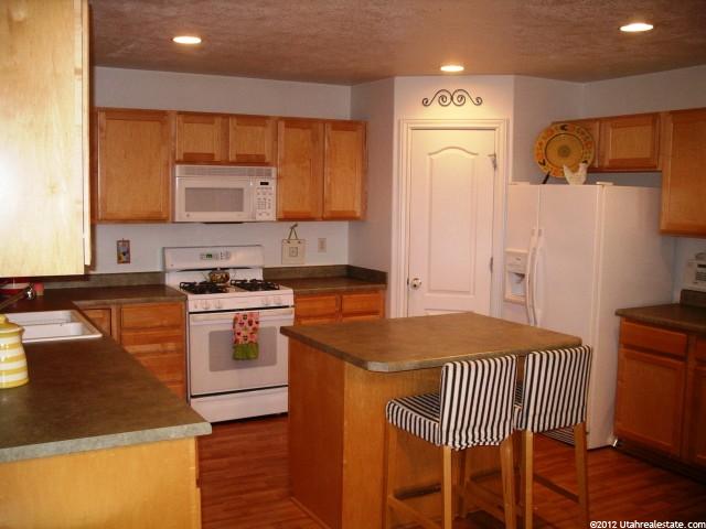 1509 W 1300 S, Woods Cross, UT 84087 — photo 2