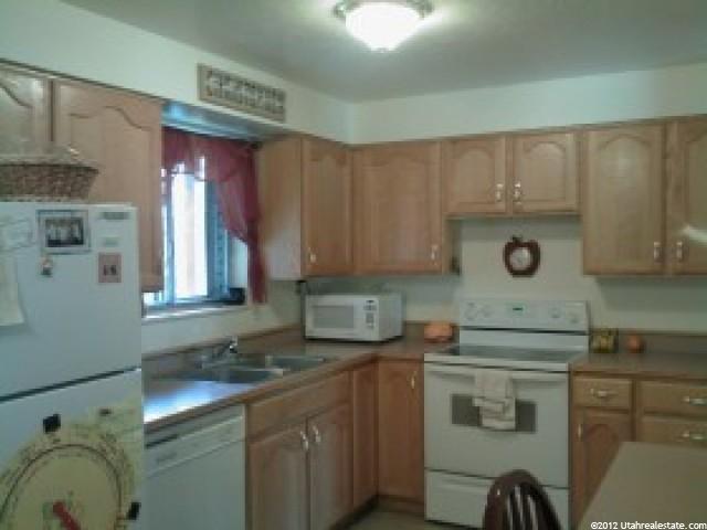 31 N 300 E, Moroni, UT 84646 — photo 5