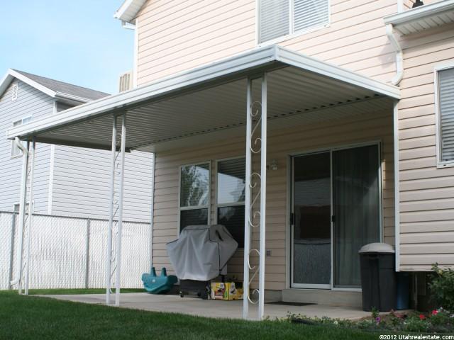 1071 N 75 W, Layton, UT 84041 — photo 6