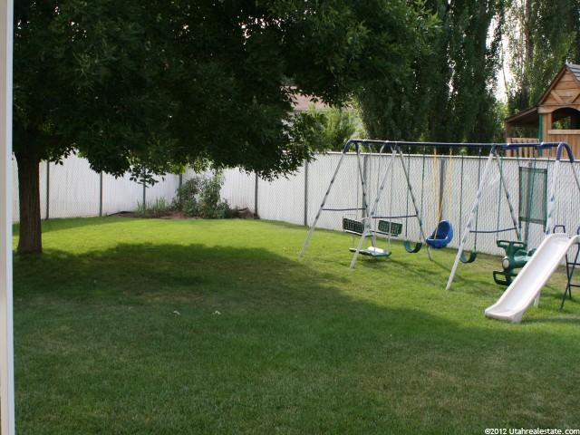 1071 N 75 W, Layton, UT 84041 — photo 7