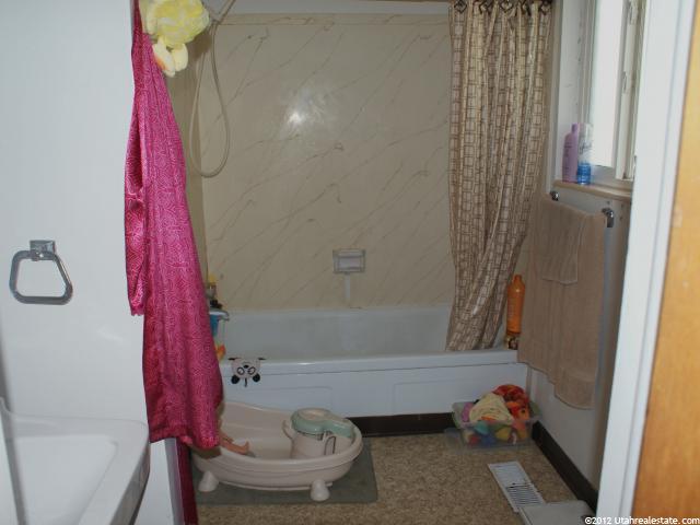 314 Holiday Dr, Brigham City, UT 84302 — photo 8