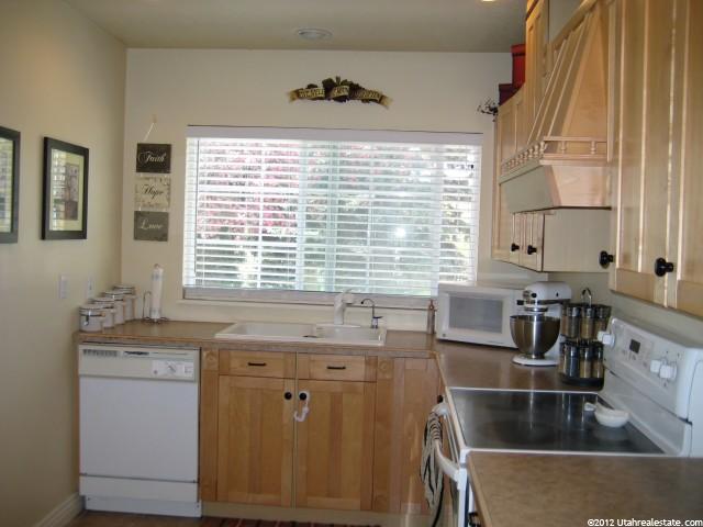 2327 Custer Ave, Ogden, UT 84401 — photo 5