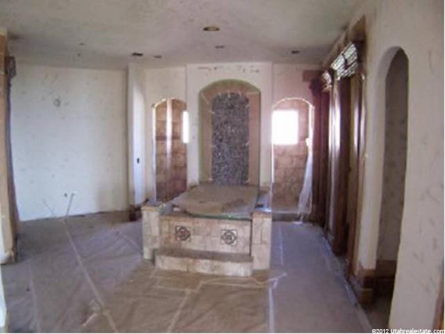 213 W 4100 N, Pleasant View, UT 84414 — photo 8