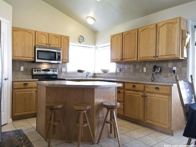 309 E 1525 N, Layton, UT 84041 — photo 9