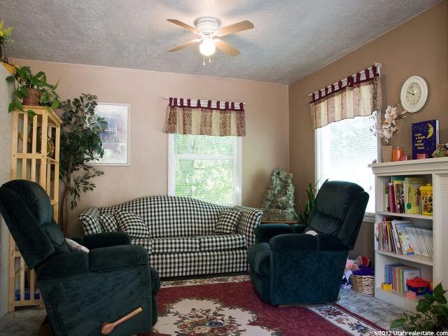 1105 S State St, Clearfield, UT 84015 — photo 4