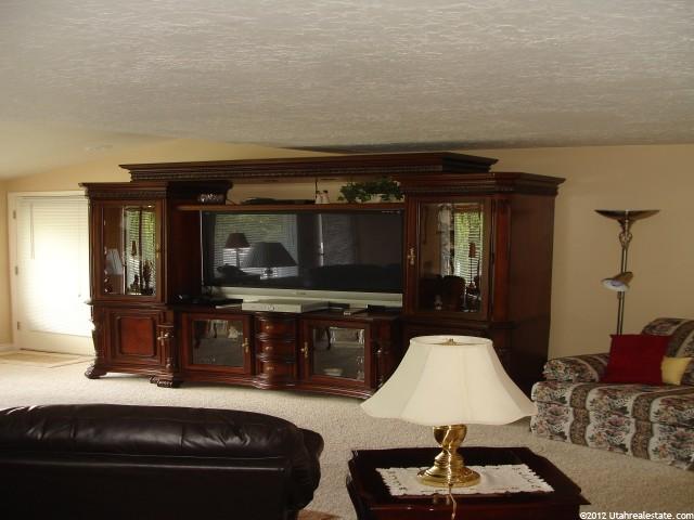 2881 E Melanie Ln S, Uintah, UT 84403 — photo 5