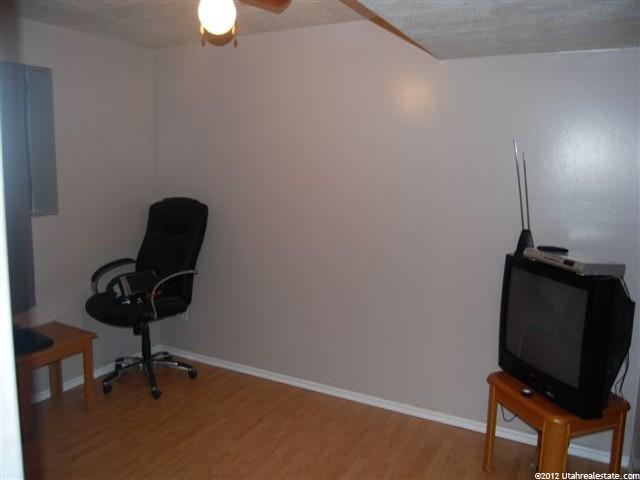 441 W 2400 S, Clearfield, UT 84015 — photo 10