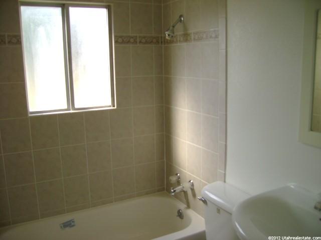 338 E 400 S, Vernal, UT 84078 — photo 8