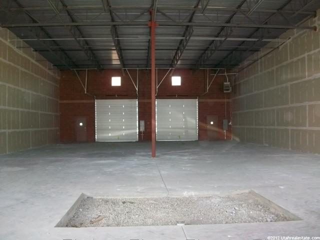 9072 S 300 W, Sandy, UT 84070 — photo 2