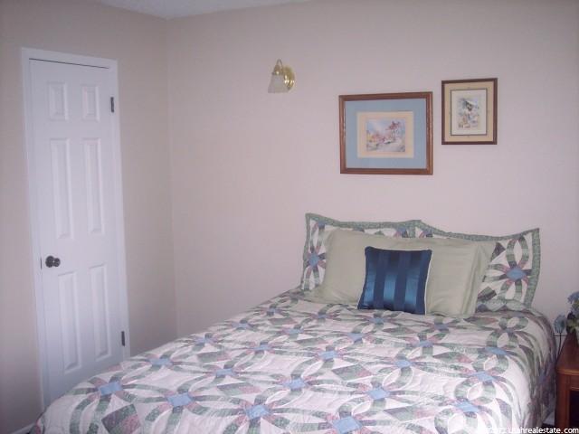 17 E 400 N #24B, Bountiful, UT 84010 — photo 5