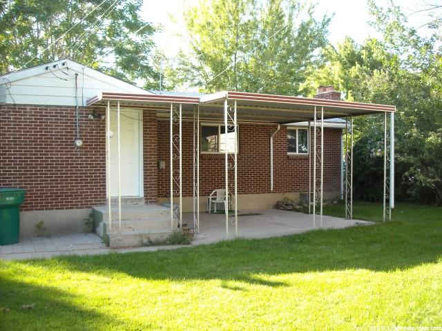 161 N Sycamore Cir E, Clearfield, UT 84015 — photo 8