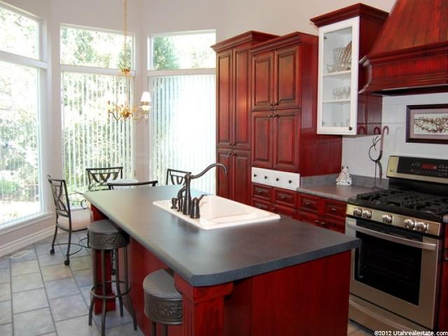 5258 Arapaho Dr, Ogden, UT 84403 — photo 6