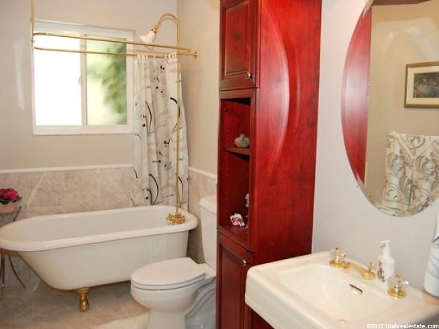 5258 Arapaho Dr, Ogden, UT 84403 — photo 10