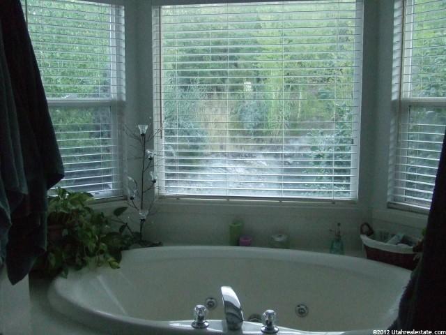 912 N 700 E, Centerville, UT 84014 — photo 11