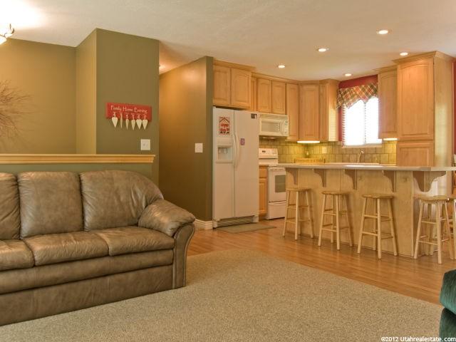 444 W 950 N, Centerville, UT 84014 — photo 5