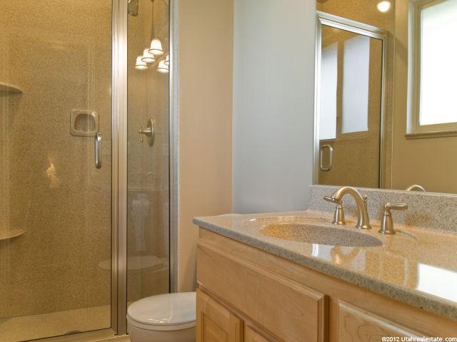 444 W 950 N, Centerville, UT 84014 — photo 9