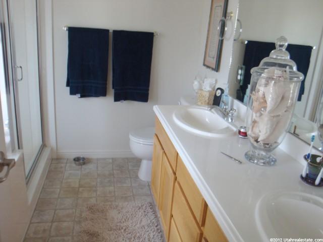 1020 E Wyndom Way, Layton, UT 84040 — photo 8