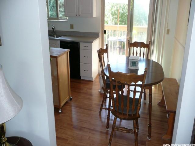 9526 Buttonwood Dr, Sandy, UT 84092 — photo 4