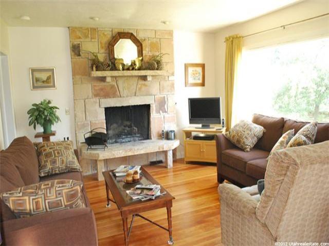 393 W 100 N, Midway, UT 84049 — photo 2