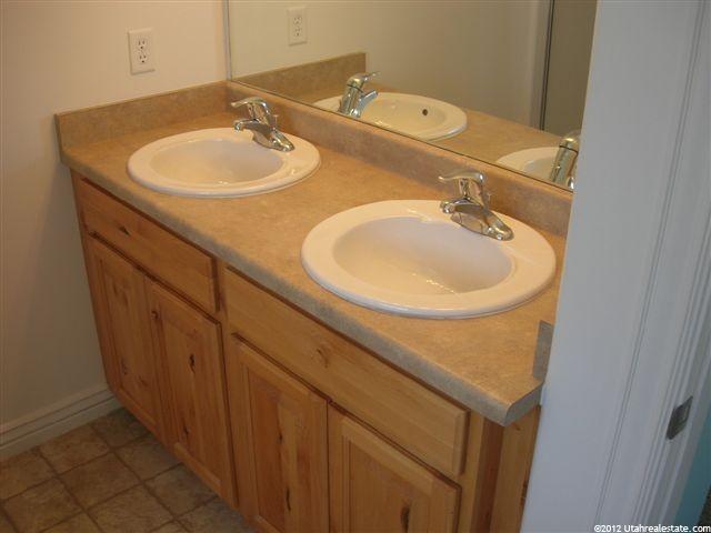 2236 N 880 W, West Bountiful, UT 84087 — photo 5