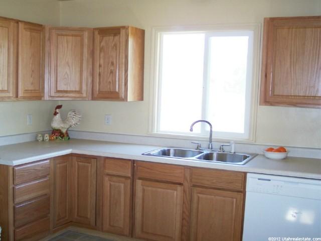695 N 100 E, Nephi, UT 84648 — photo 3