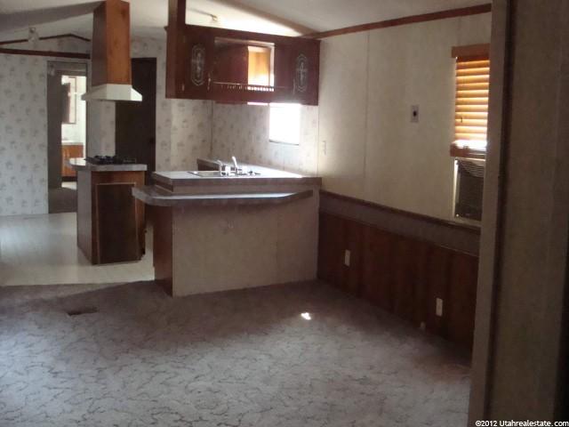 150 E 800 S, Roosevelt, UT 84066 — photo 4