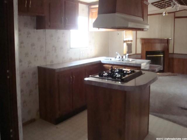 150 E 800 S, Roosevelt, UT 84066 — photo 6
