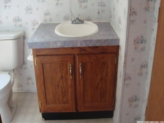 150 E 800 S, Roosevelt, UT 84066 — photo 10