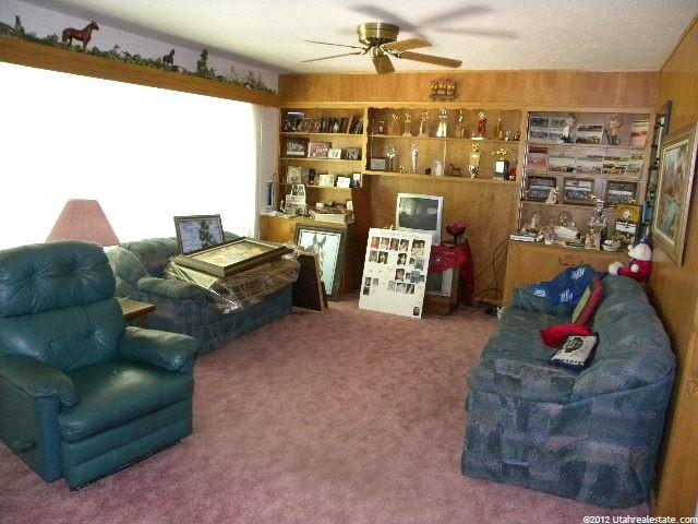 76 E Center St, Smithfield, UT 84335 — photo 5